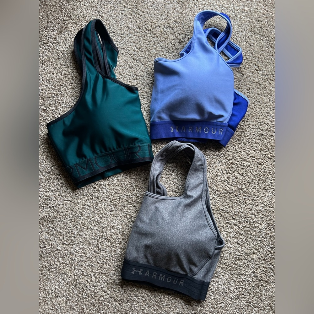Women’s under armor sports bras